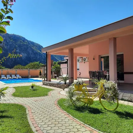Hacienda Neretva Buna